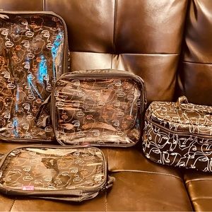 Amika Face / Esthetic Travel / Skincare / Cosmetic Set